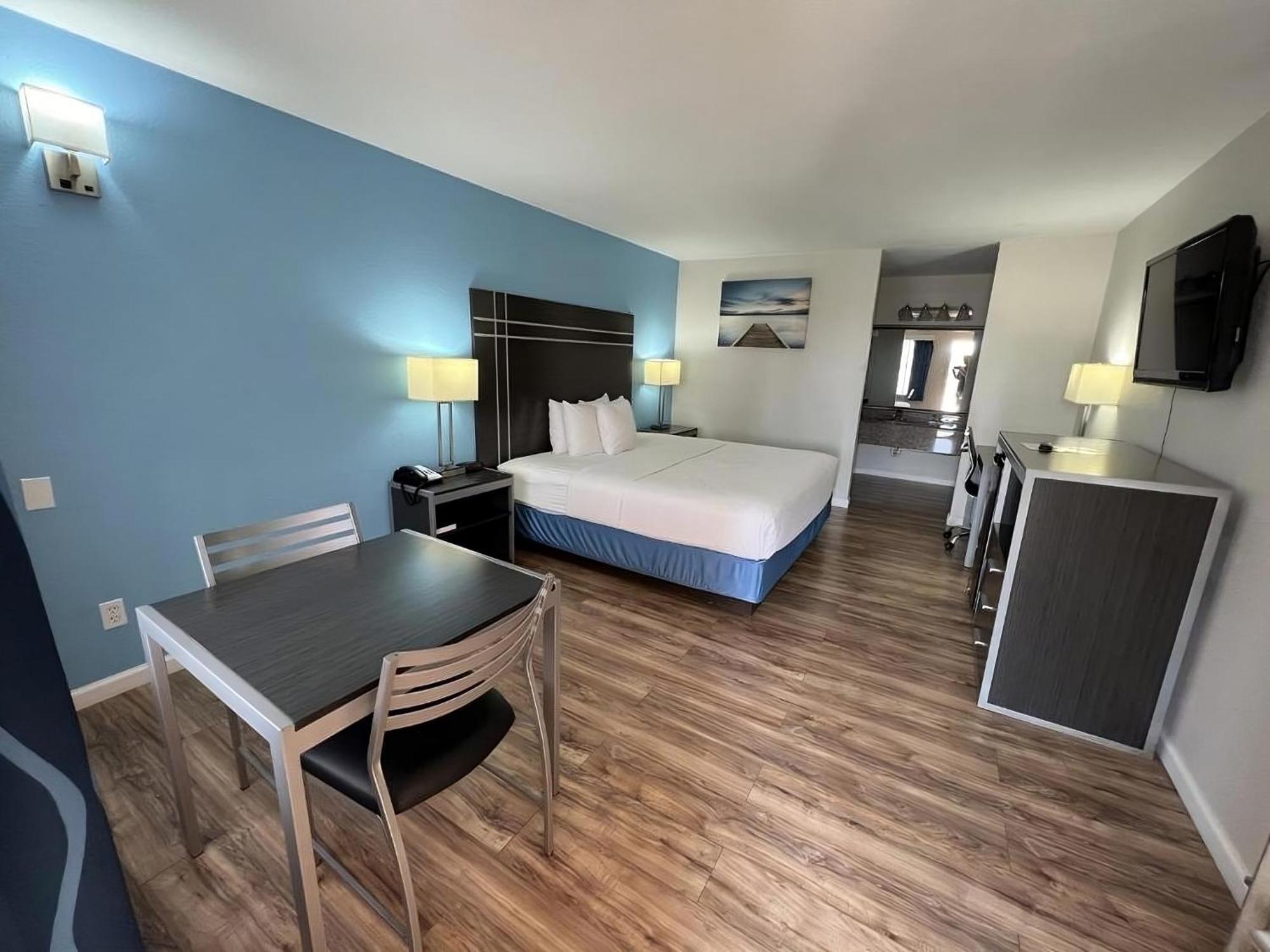 Days Inn By Wyndham Orange Esterno foto